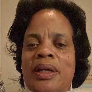 Meet your Posher, Delores